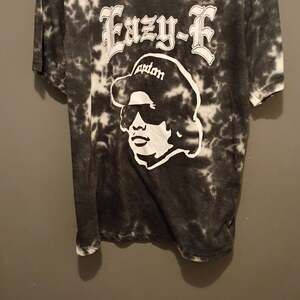 Eazy E Tie Dye T Shirt Mens Hip Hop Rap NWA Black White Music Band Tee